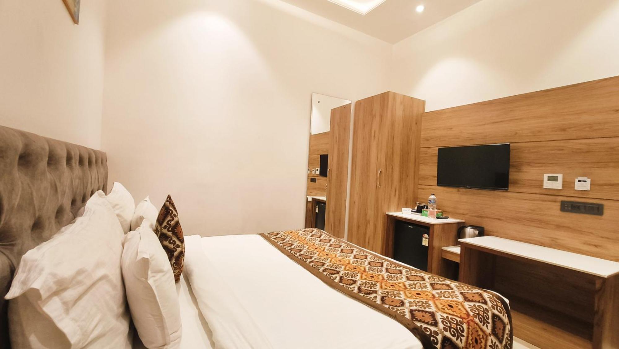 Blessings Hotel Amritsar Luaran gambar