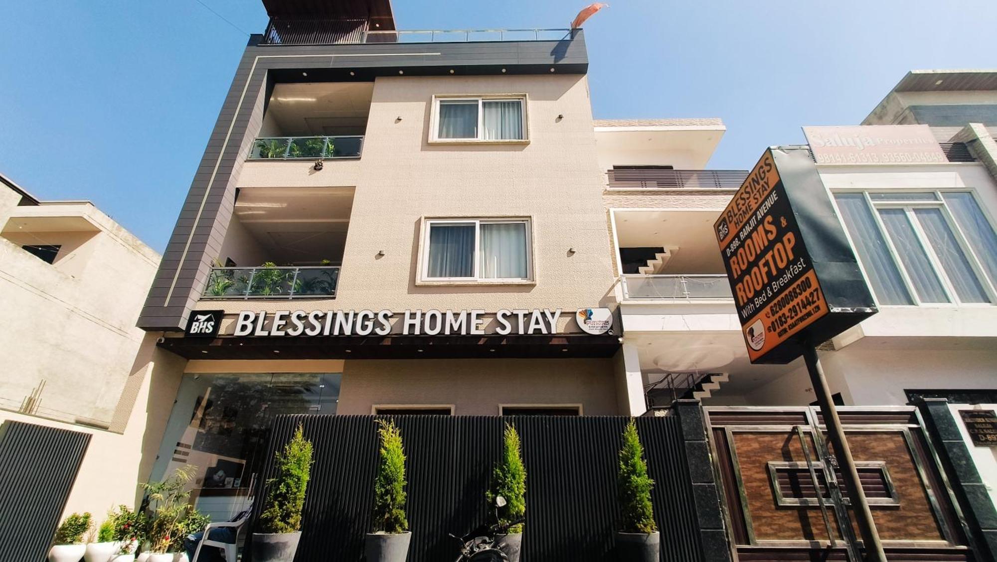Blessings Hotel Amritsar Luaran gambar